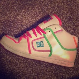 Colorful high top DC skate shoes Women’s 10